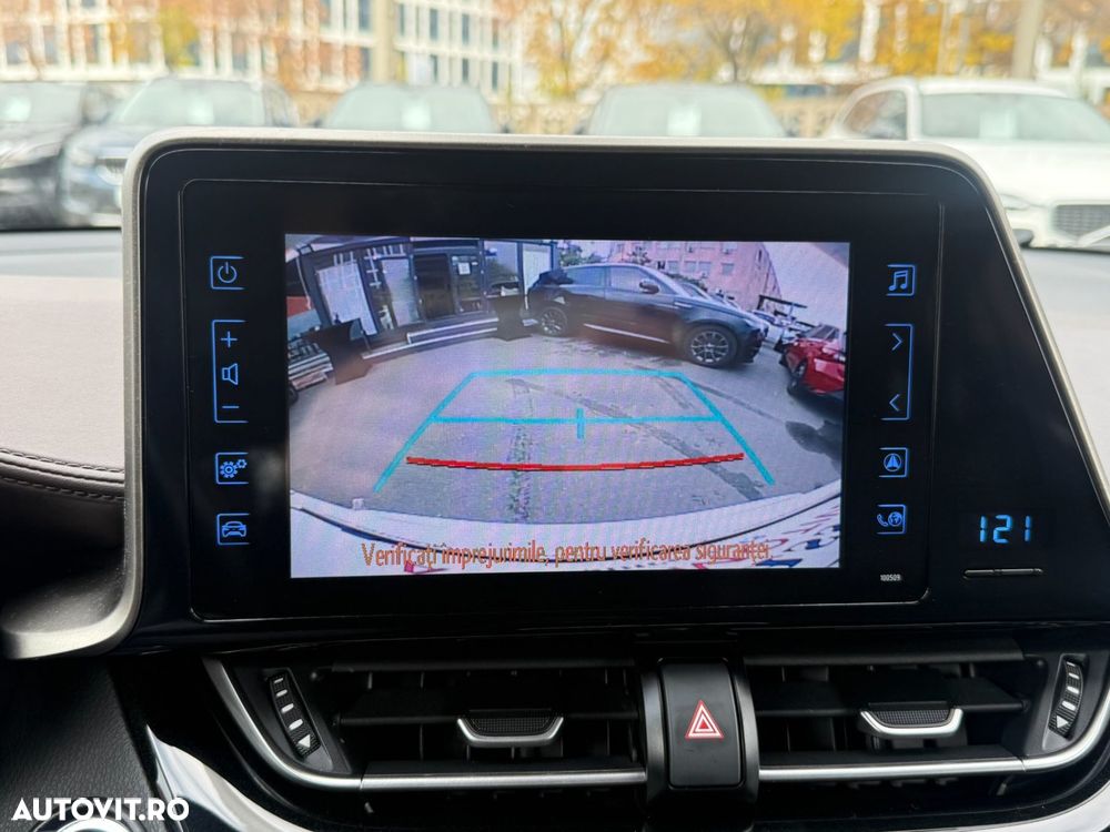 Toyota C-HR 1.8 HSD 122 CP 4x2 CVT Style - 26