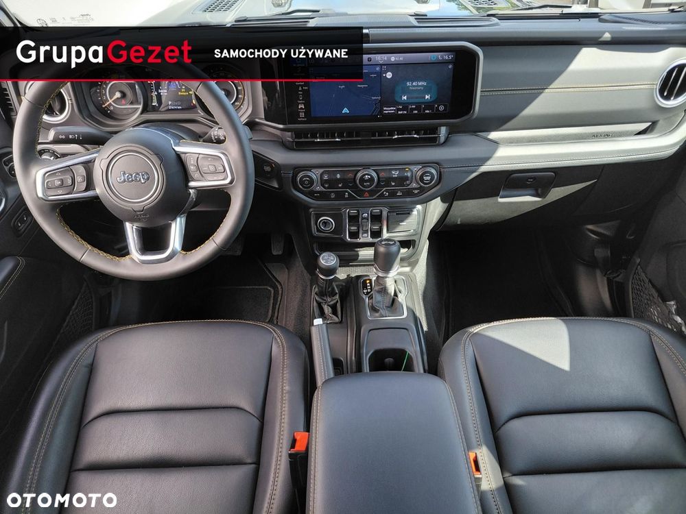 Jeep Wrangler Unlimited GME 2.0 Turbo Sahara - 16