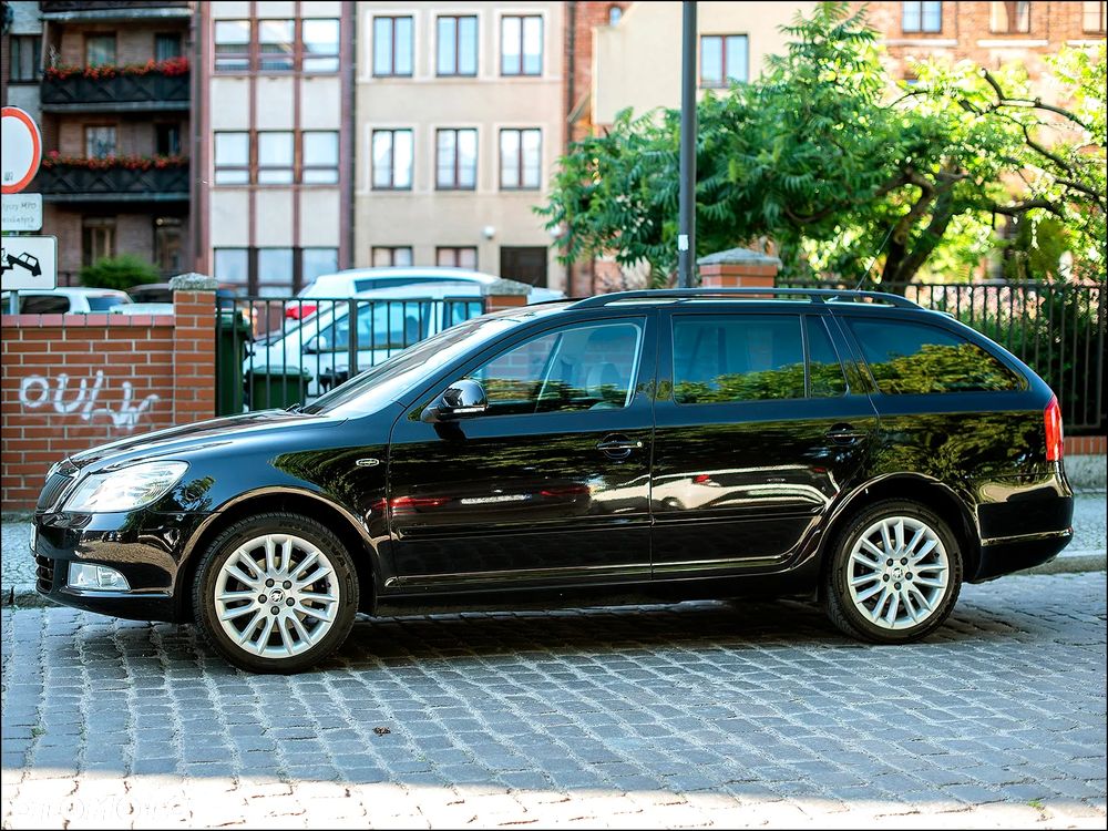 Skoda Octavia 2.0 TDI DPF Laurin & Klement - 5