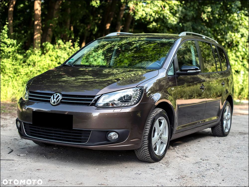 Volkswagen Touran - 11
