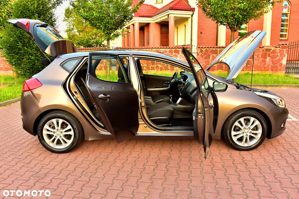 Kia Ceed Cee'd 1.4 L - 28