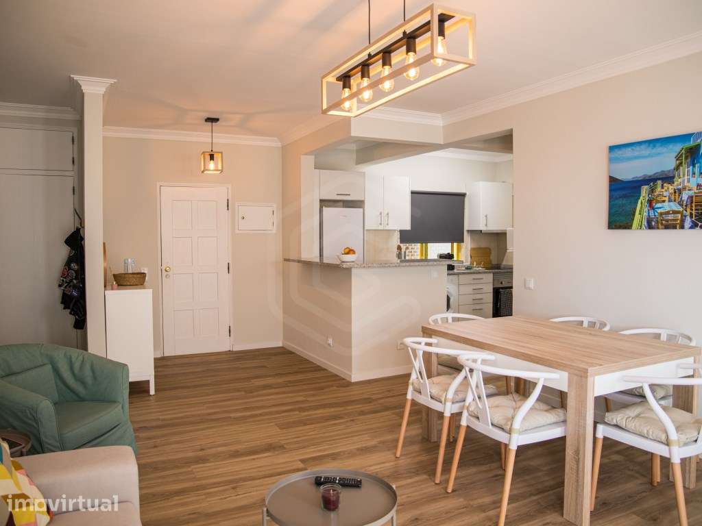 Apartamento T2 a 50 metros da Praia de Quarteira, Algarve - Grande imagem: 4/10