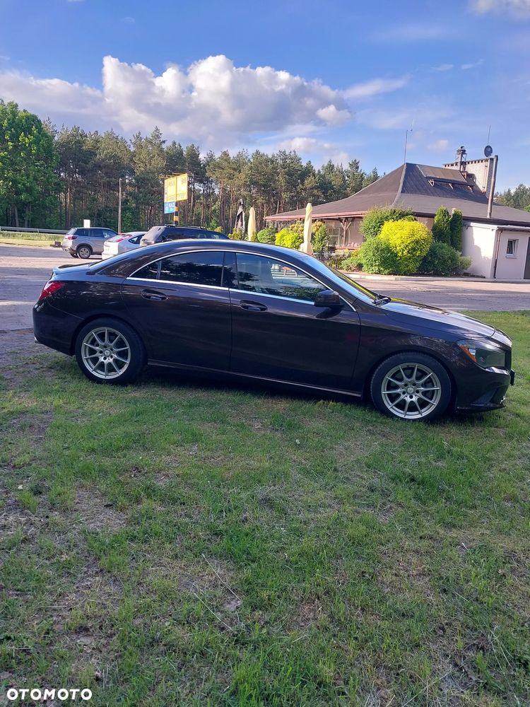 Mercedes-Benz CLA 250 7G-DCT StreetStyle - 6