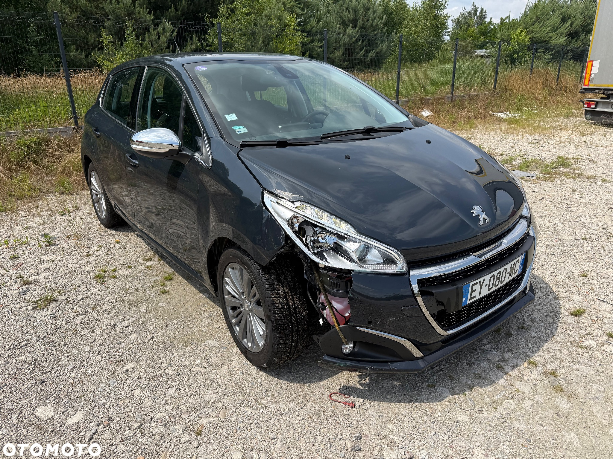 Peugeot 208 1.2 PureTech Allure S&S EAT6 - 3