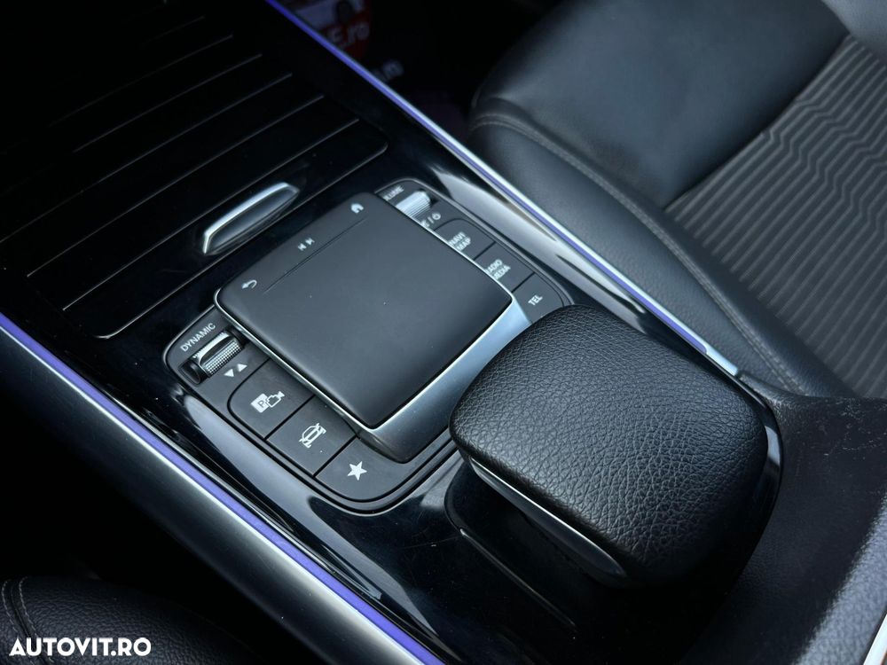 Mercedes-Benz GLA 200 d 8G-DCT Progressive - 13