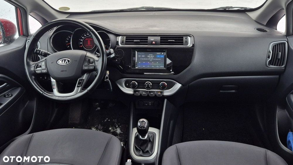 Kia Rio 1.4 crdi Business Line - 12