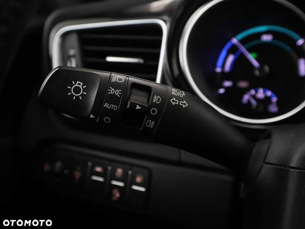 Kia Ceed 1.6 GDI DCT OPF Vision - 35