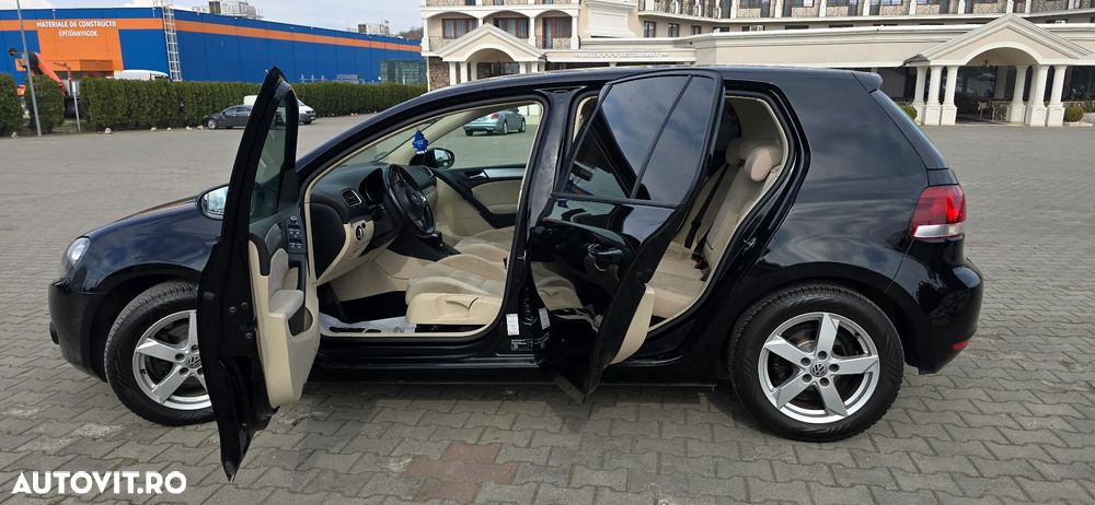 Volkswagen Golf 1.4 TSI BlueMotion Technology DSG Highline - 3