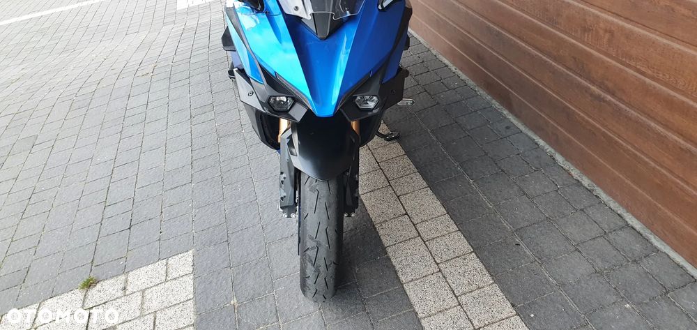 Suzuki GSX 1000 - 7