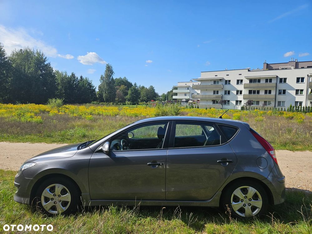 Hyundai i30 1.4 Comfort - 3
