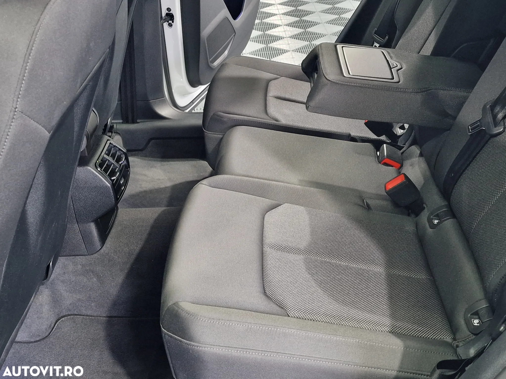 Audi Q3 1.4 45 TFSI e PHEV S Line - 24