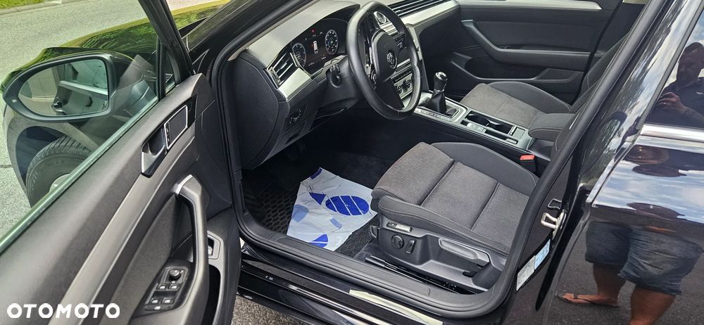 Volkswagen Passat 2.0 TDI BMT Highline - 15