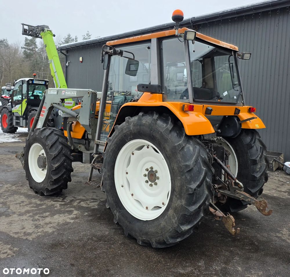 Renault Ceres 335 - 4