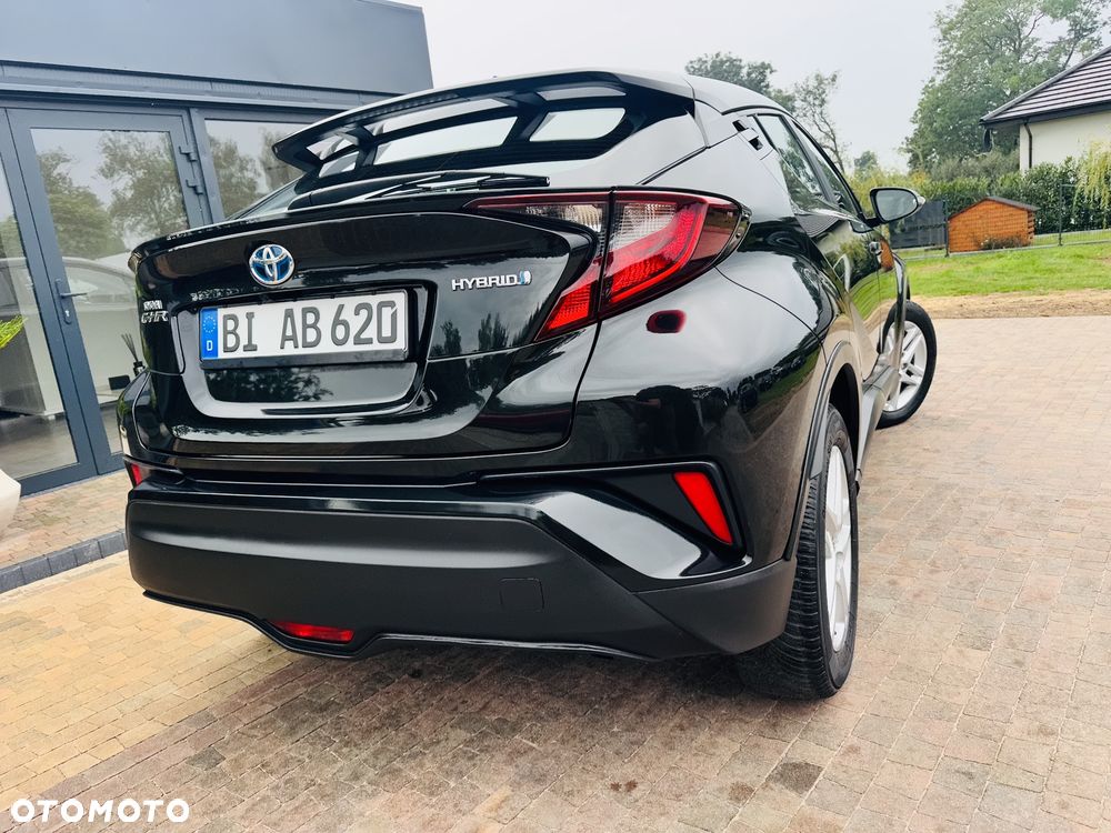 Toyota C-HR Business-Edition - 3
