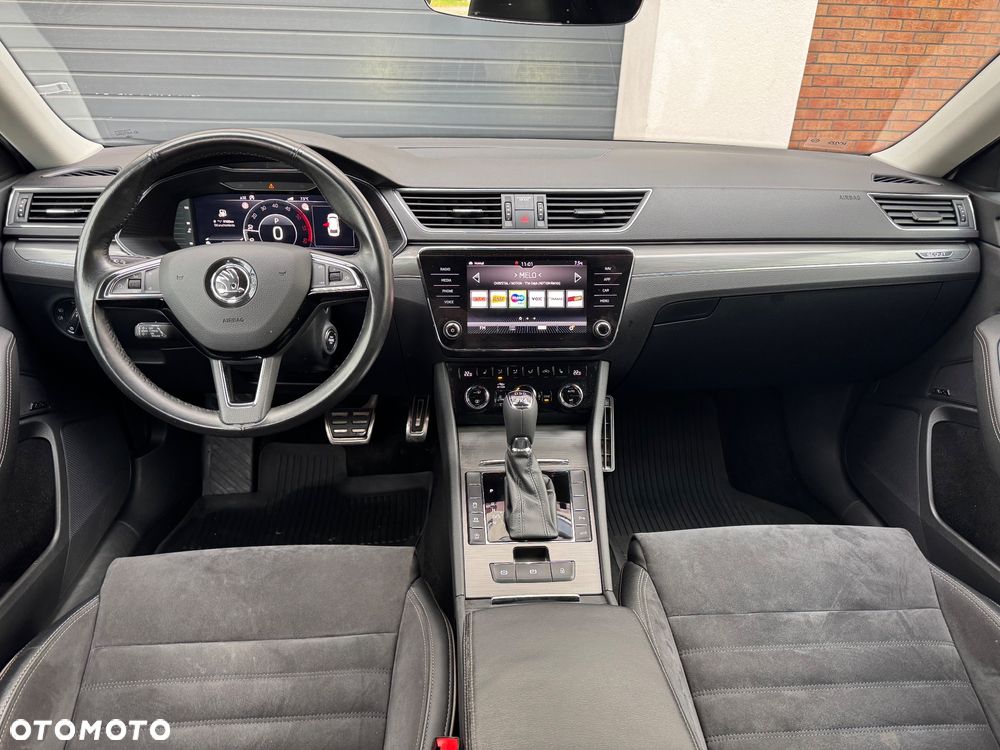 Skoda Superb 2.0 TDI SCR 4x4 Scout DSG - 8