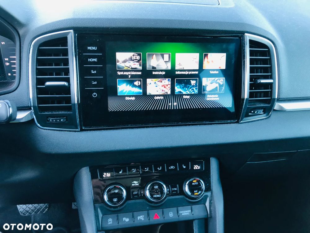 Skoda Karoq 1.5 TSI ACT DSG Tour - 6