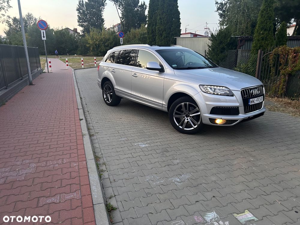 Audi Q7 - 1