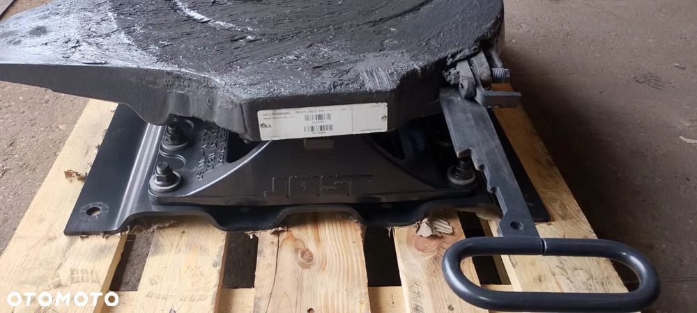 Siodło Jost JSK 37C 185 mm z blachą 4 cm MAN centralne smarowanie Lube Tronic - 9