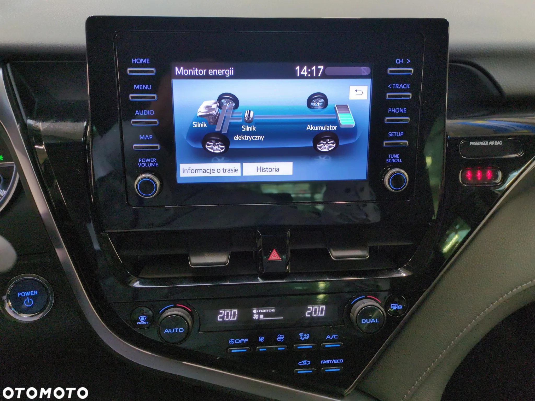Toyota Camry 2.5 Hybrid Comfort CVT - 16