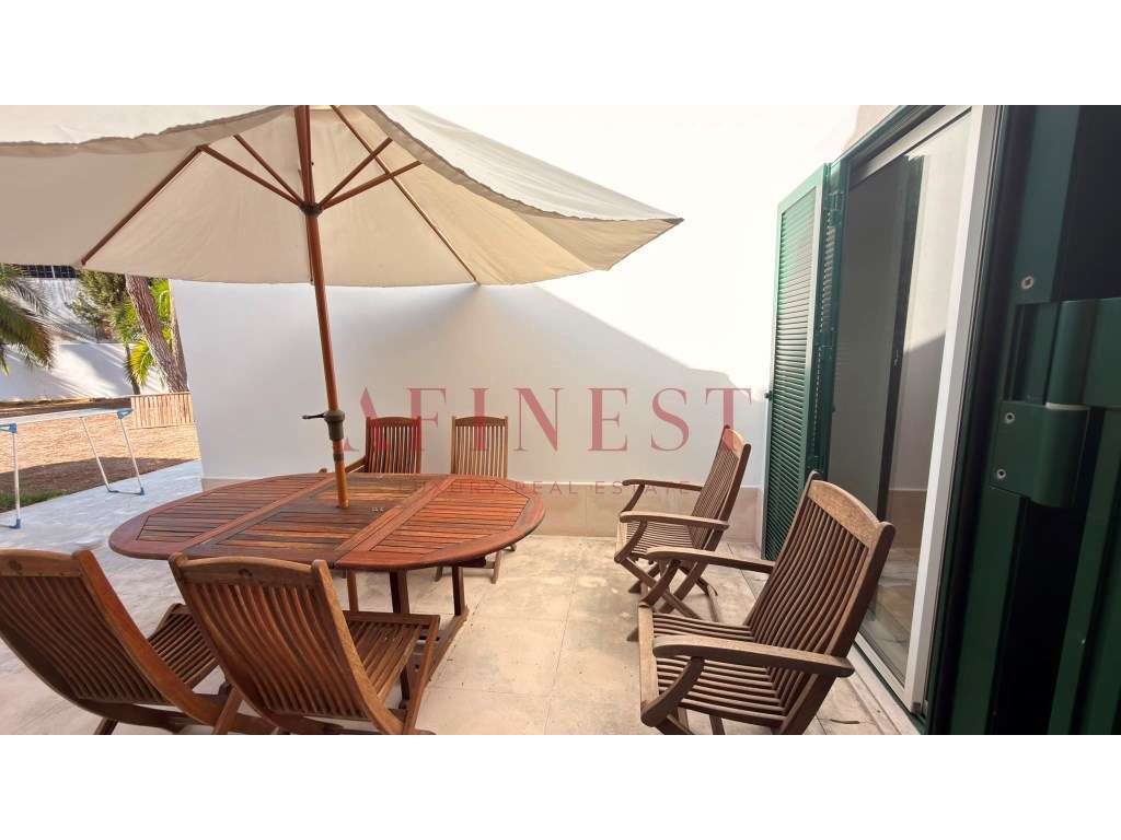 MORADIA T4 NA VERDIZELA COM 1.046 m² DE TERRENO E PISCINA - Grande imagem: 4/5