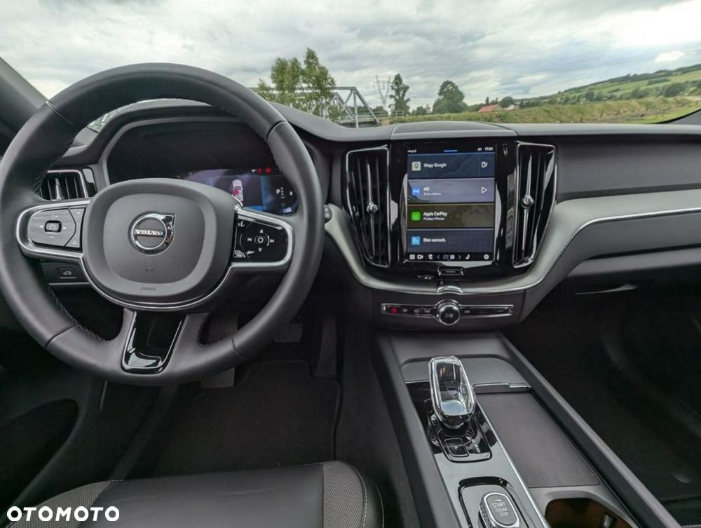 Volvo XC 60 B4 D AWD Ultimate Dark - 15