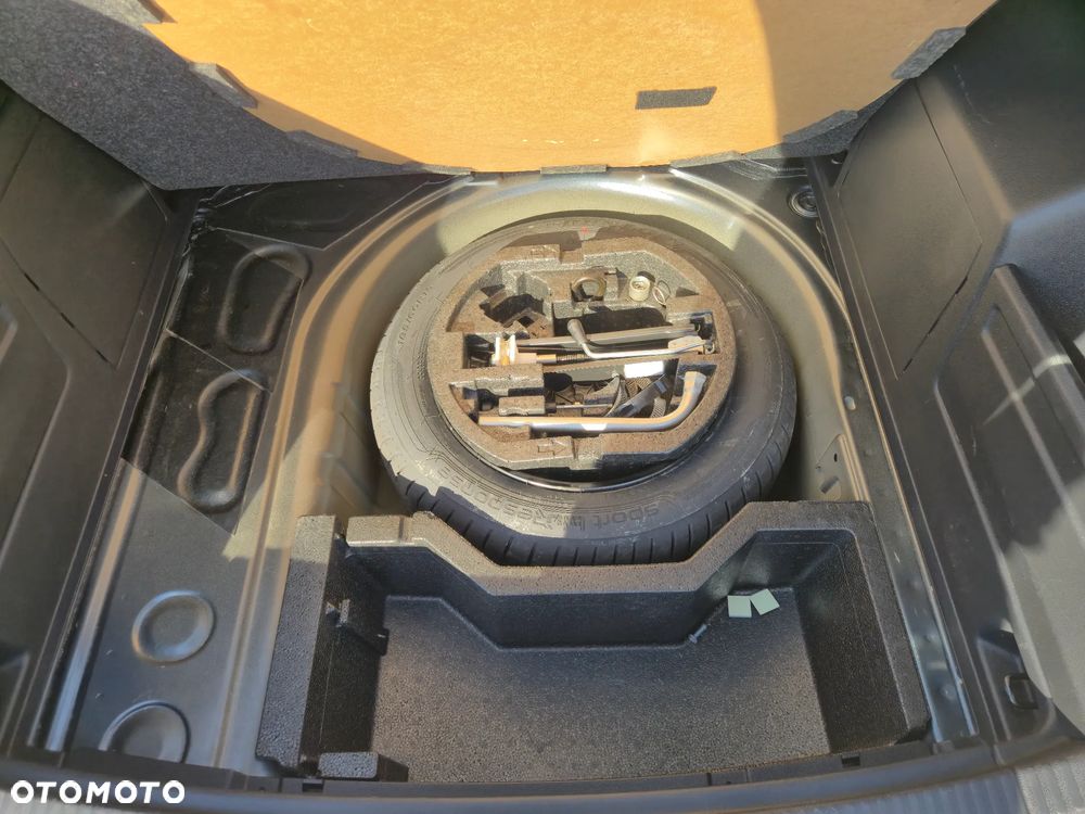 Skoda Fabia 1.0 TSI Monte Carlo - 24