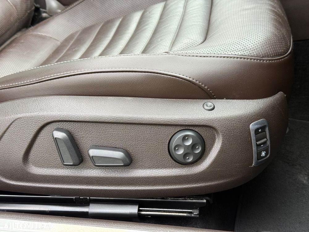 Volkswagen Passat 2.0 TDI 4Motion DSG BlueMotion Tech Exclusive - 26