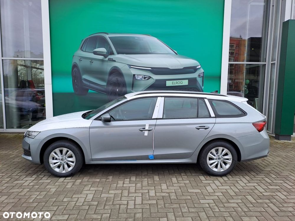 Skoda Octavia 2.0 TDI Drive Essence DSG - 5