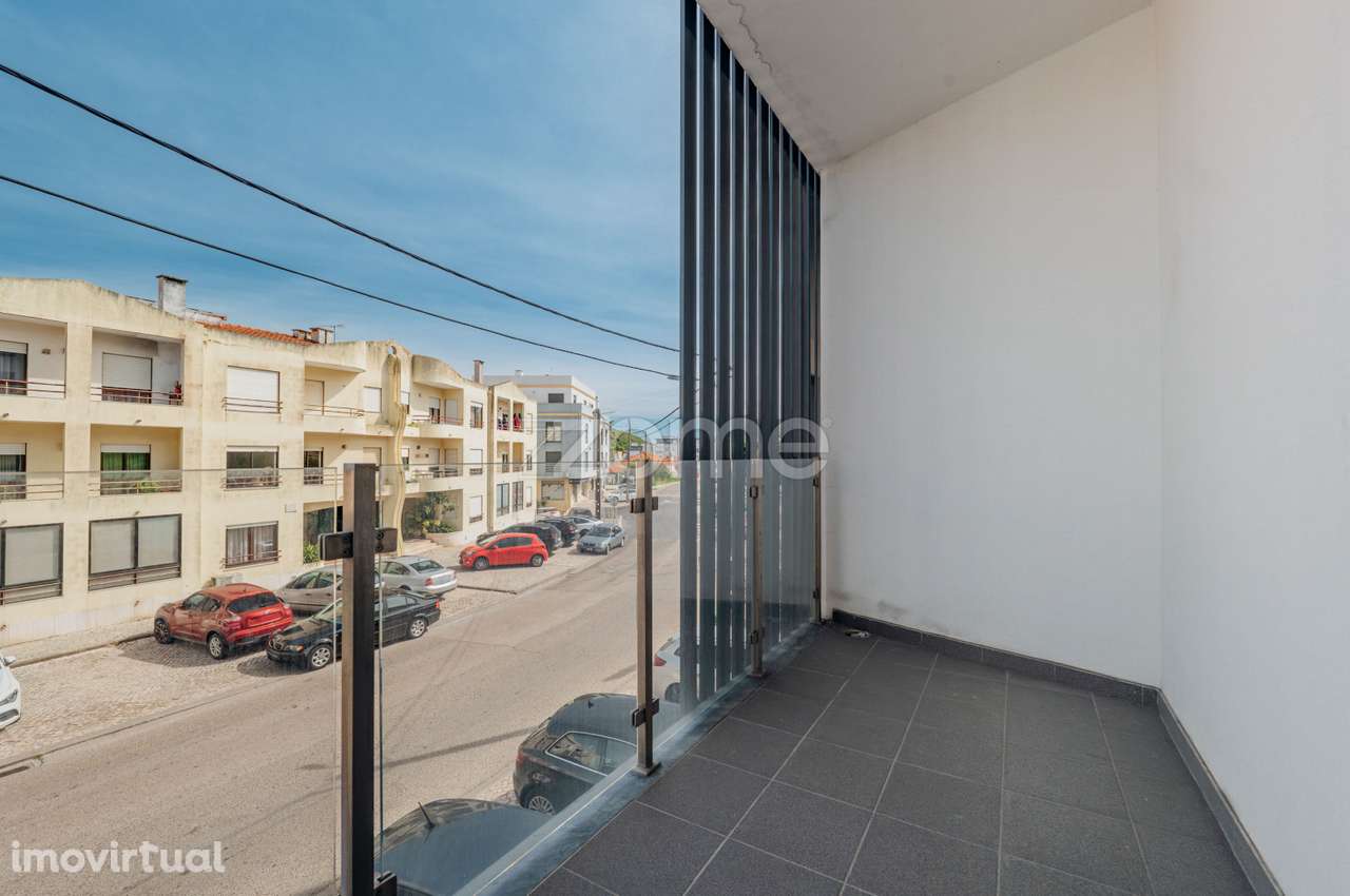 T2 em Sesimbra com vista para o Castelo - Grande imagem: 5/58