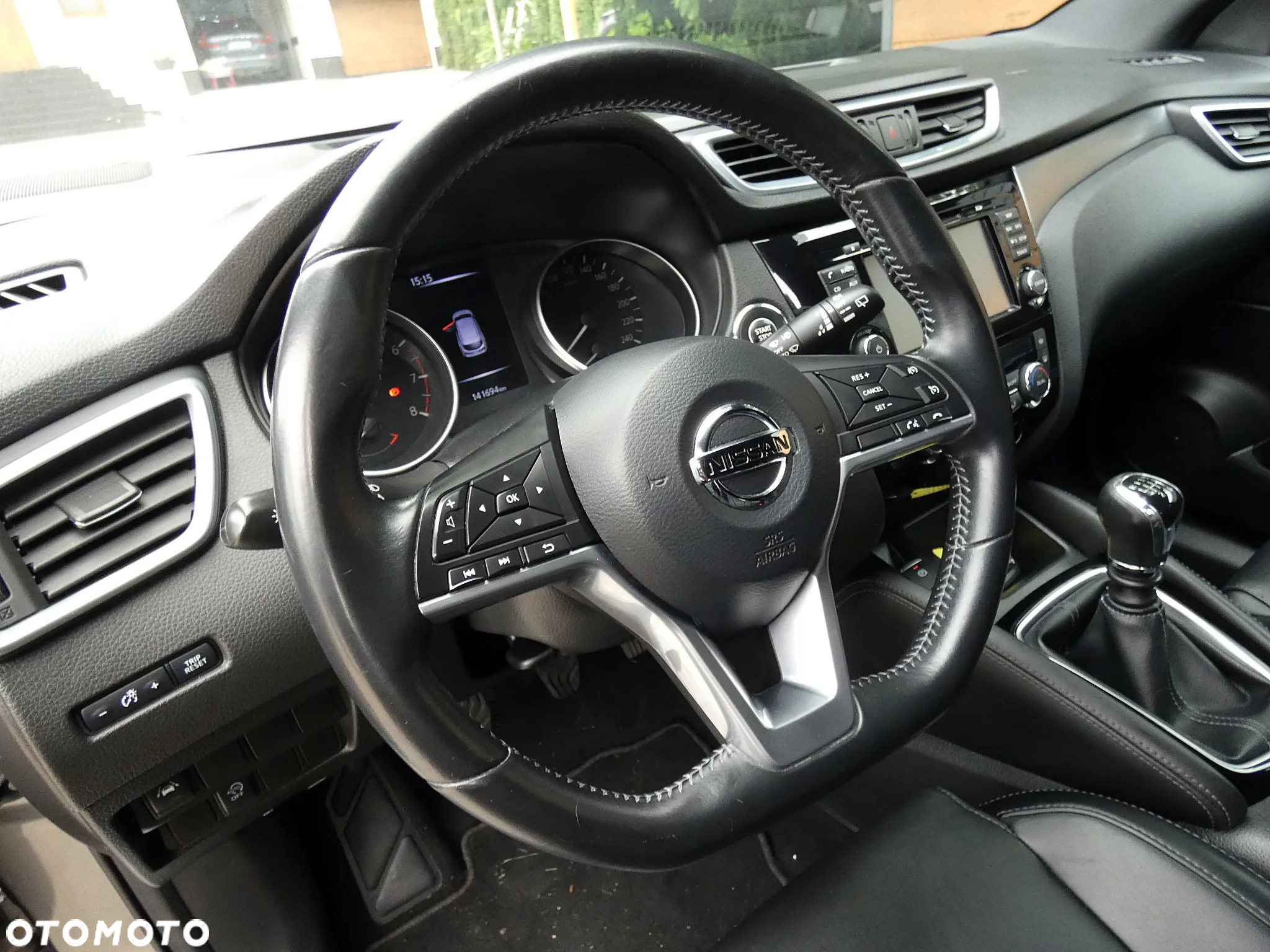 Nissan Qashqai 1.2 DIG-T Tekna+ - 33