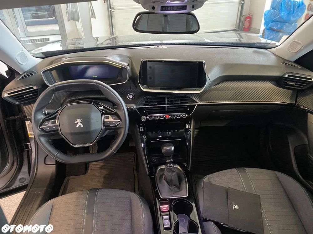 Peugeot 2008 1.2 PureTech Allure S&S - 7
