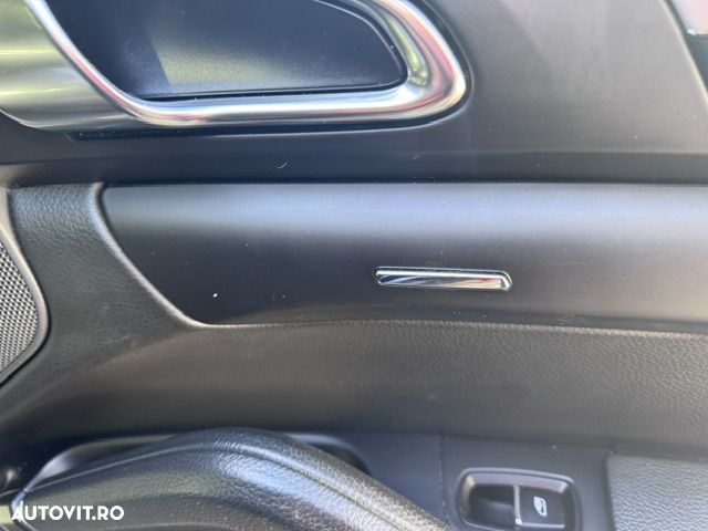 Porsche Cayenne - 19