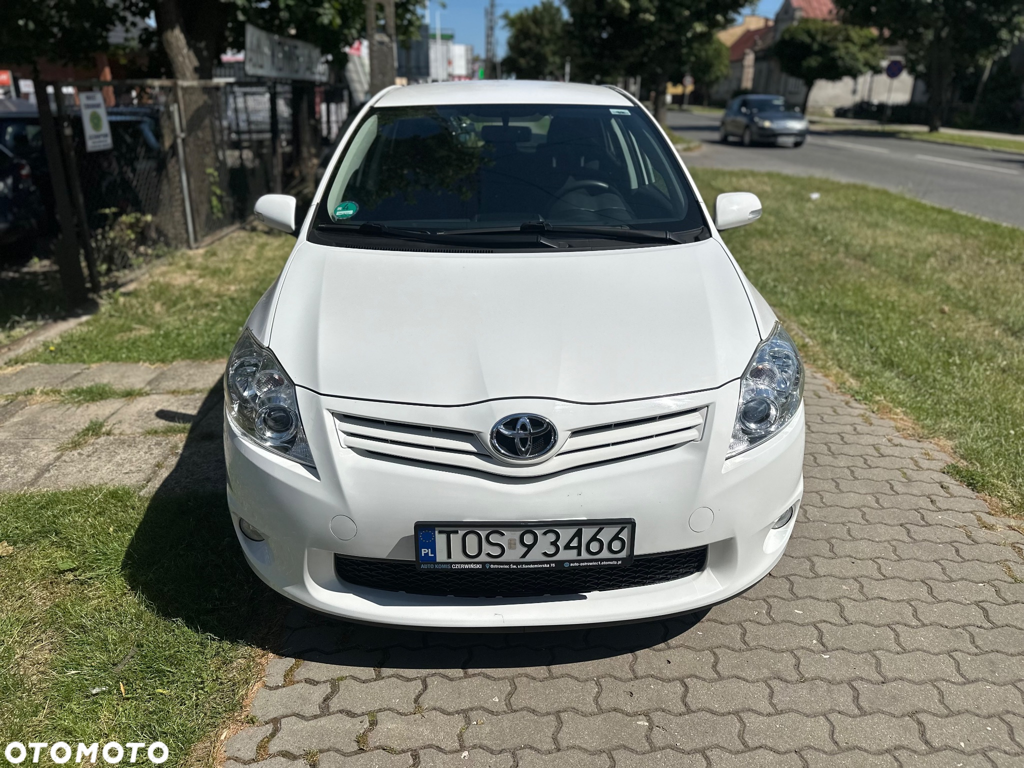 Toyota Auris - 10