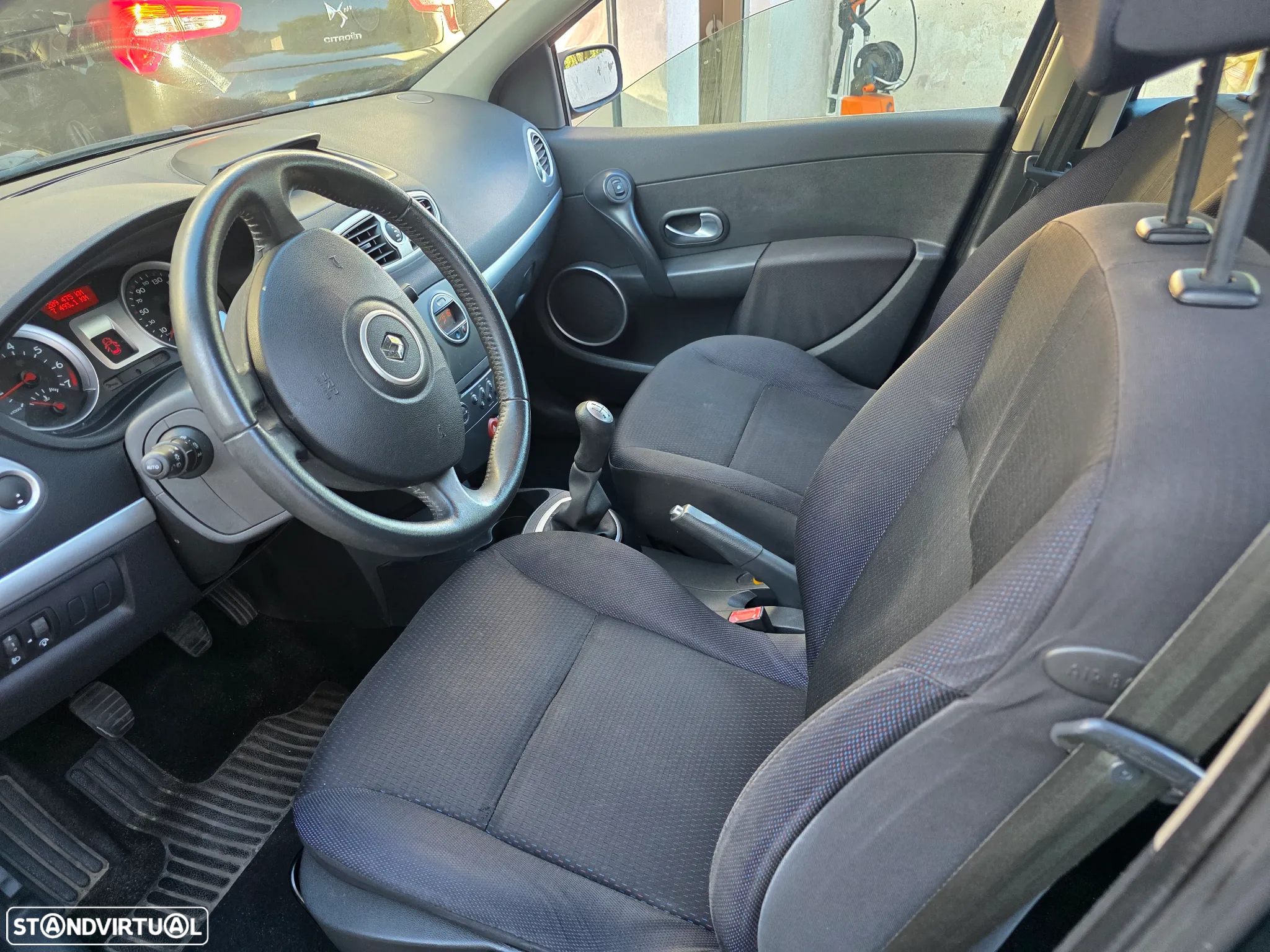 Renault Clio 1.2 16V Pack - 4