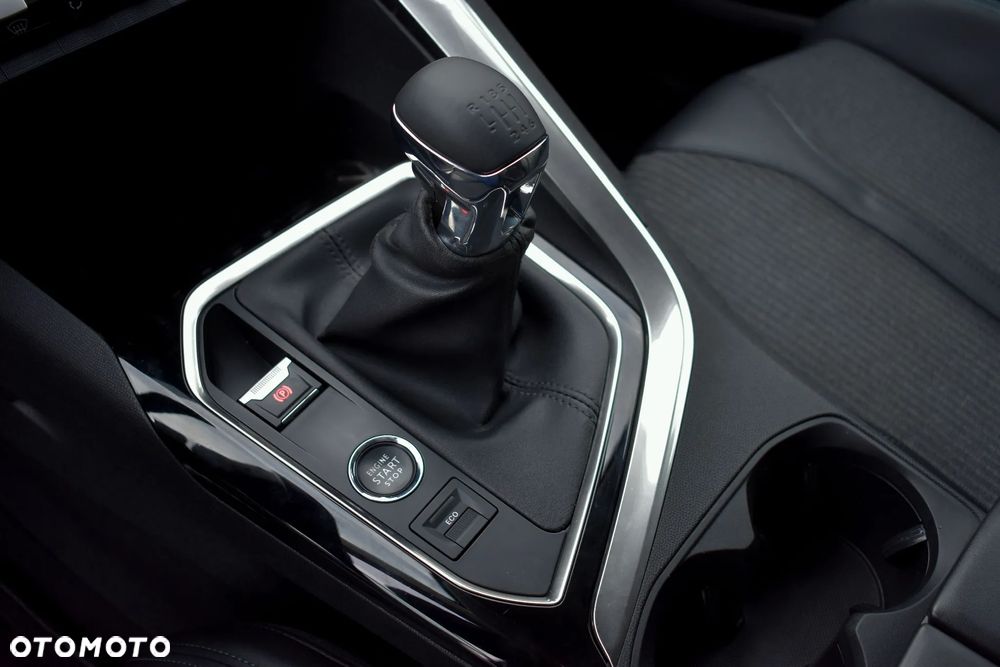 Peugeot 5008 BlueHDi 130 Allure Pack - 28