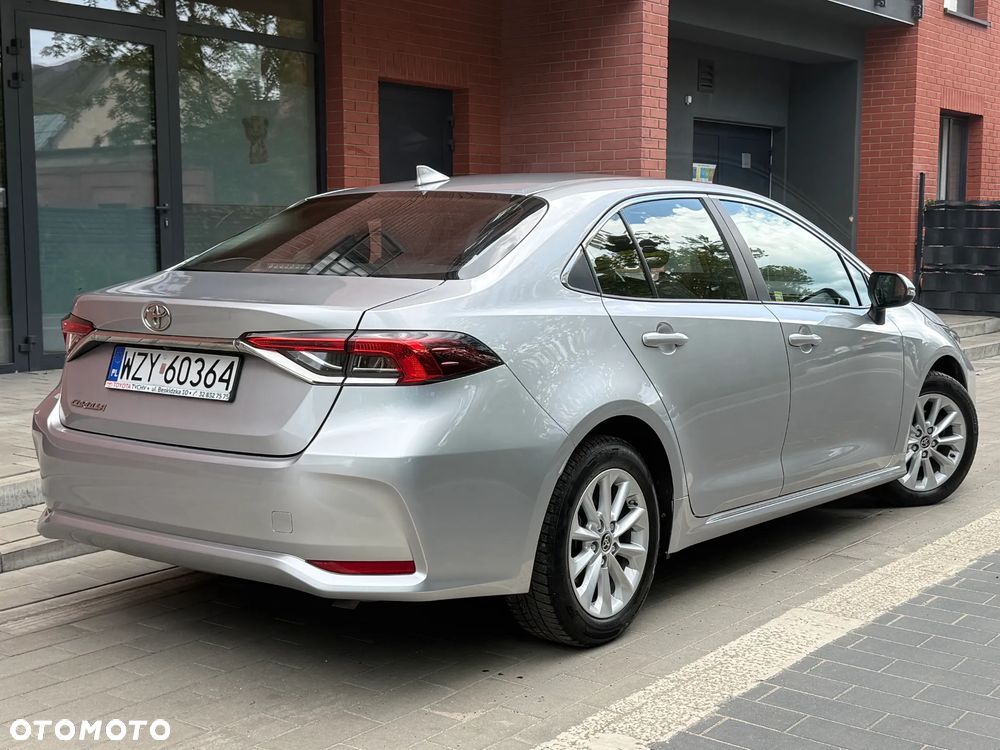 Toyota Corolla 1.5 Comfort - 11