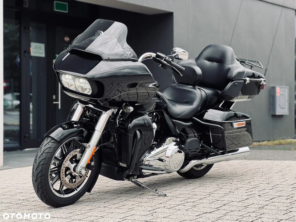 Harley-Davidson Touring Road Glide - 17