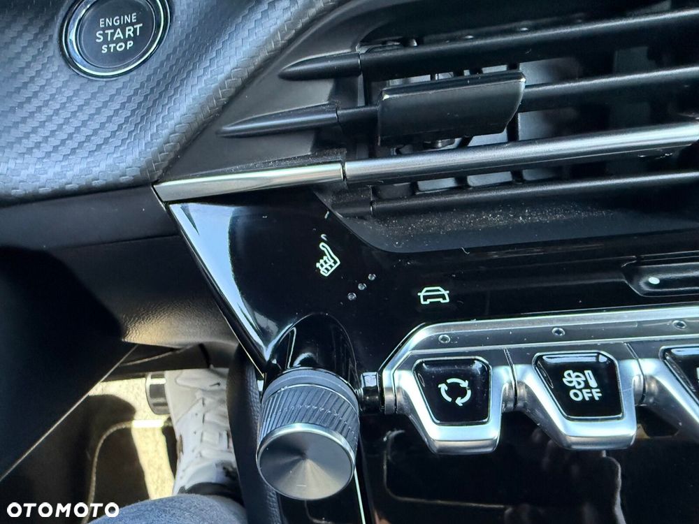 Peugeot 2008 PureTech 130 GT S&S EAT8 - 14