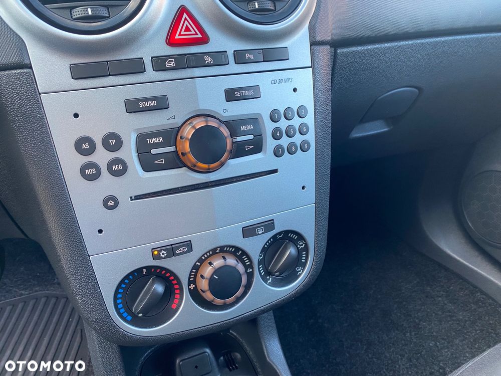 Opel Corsa - 27