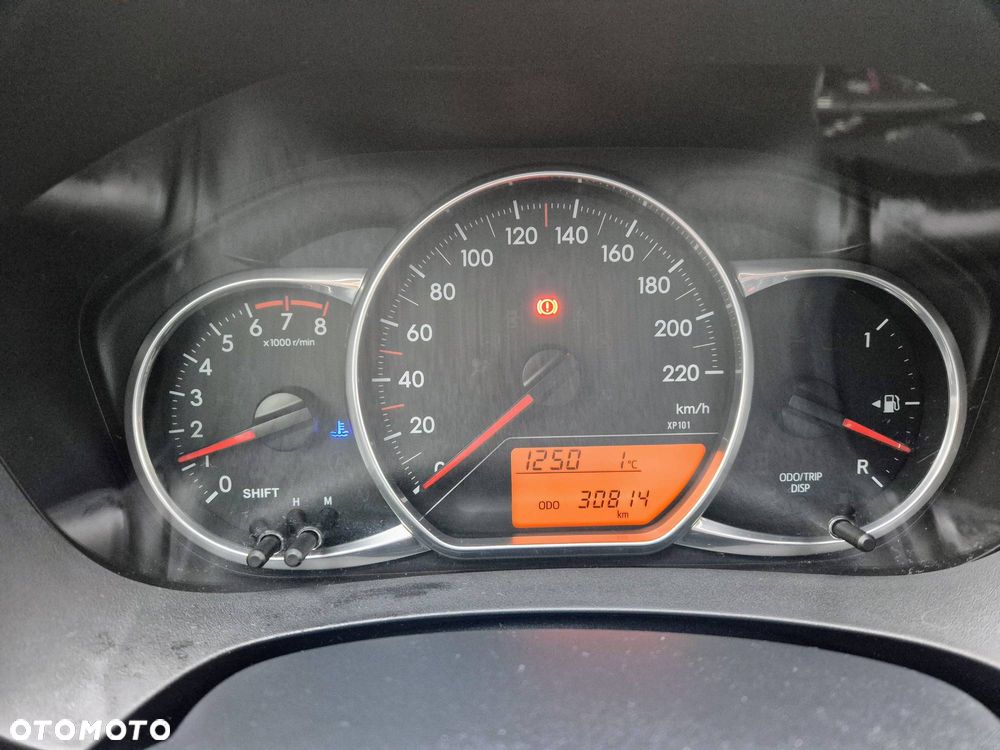 Toyota Yaris 1.33 Selection Passion - 12