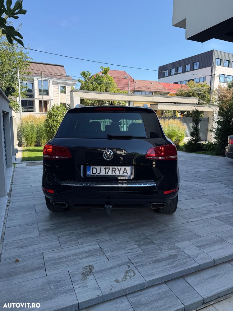 Volkswagen Touareg 3.0 V6 TDI BMT - 9