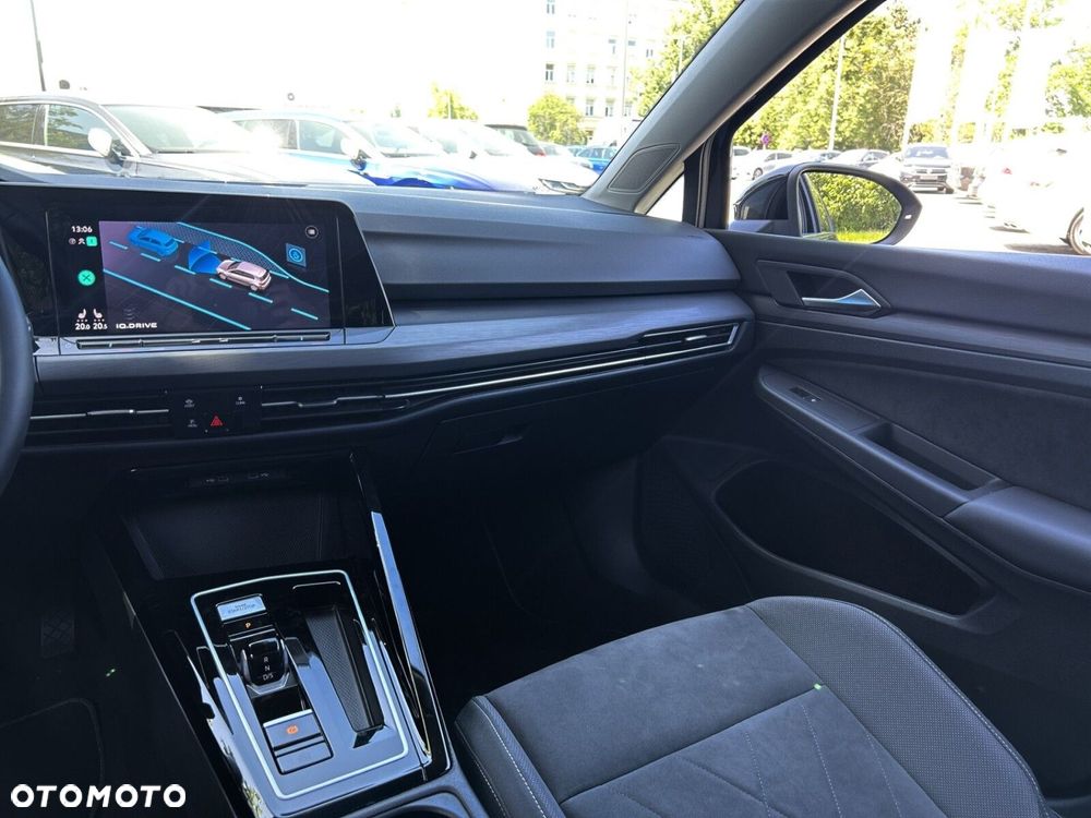Volkswagen Golf 1.5 eTSI EVO Style DSG - 19