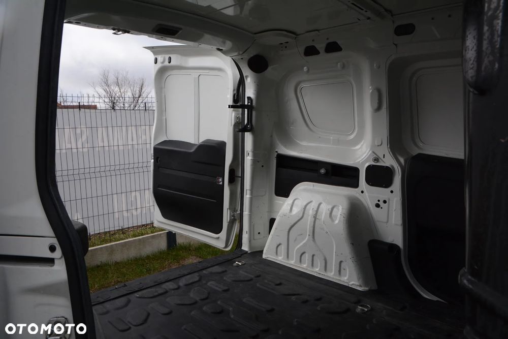 Fiat DOBLO - 8