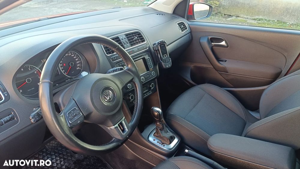 Volkswagen Polo 1.2 TSI DSG Team - 9