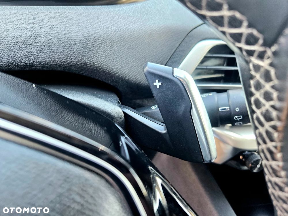 Peugeot 5008 THP 165 EAT6 Stop & Start Allure - 40