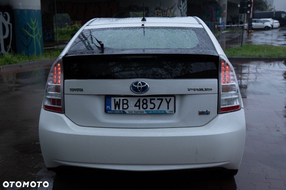 Toyota Prius - 7