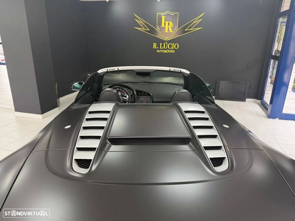 Audi R8 Spyder 5.2 FSi V10 quattro R tronic - 42