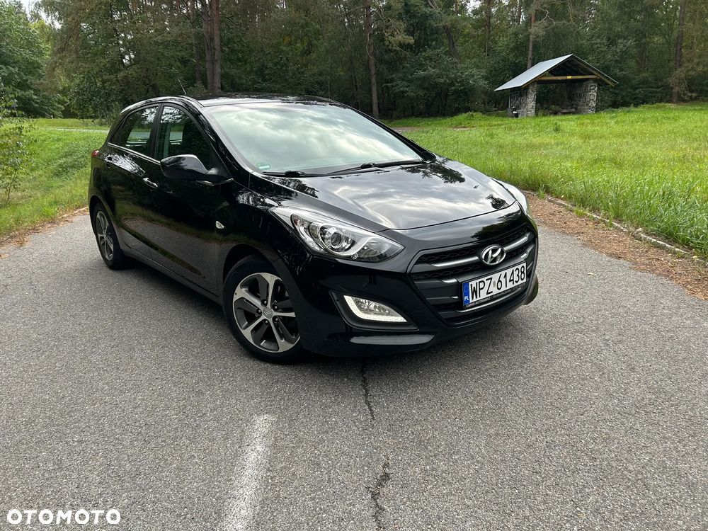 Hyundai i30 blue 1.4 Trend - 9