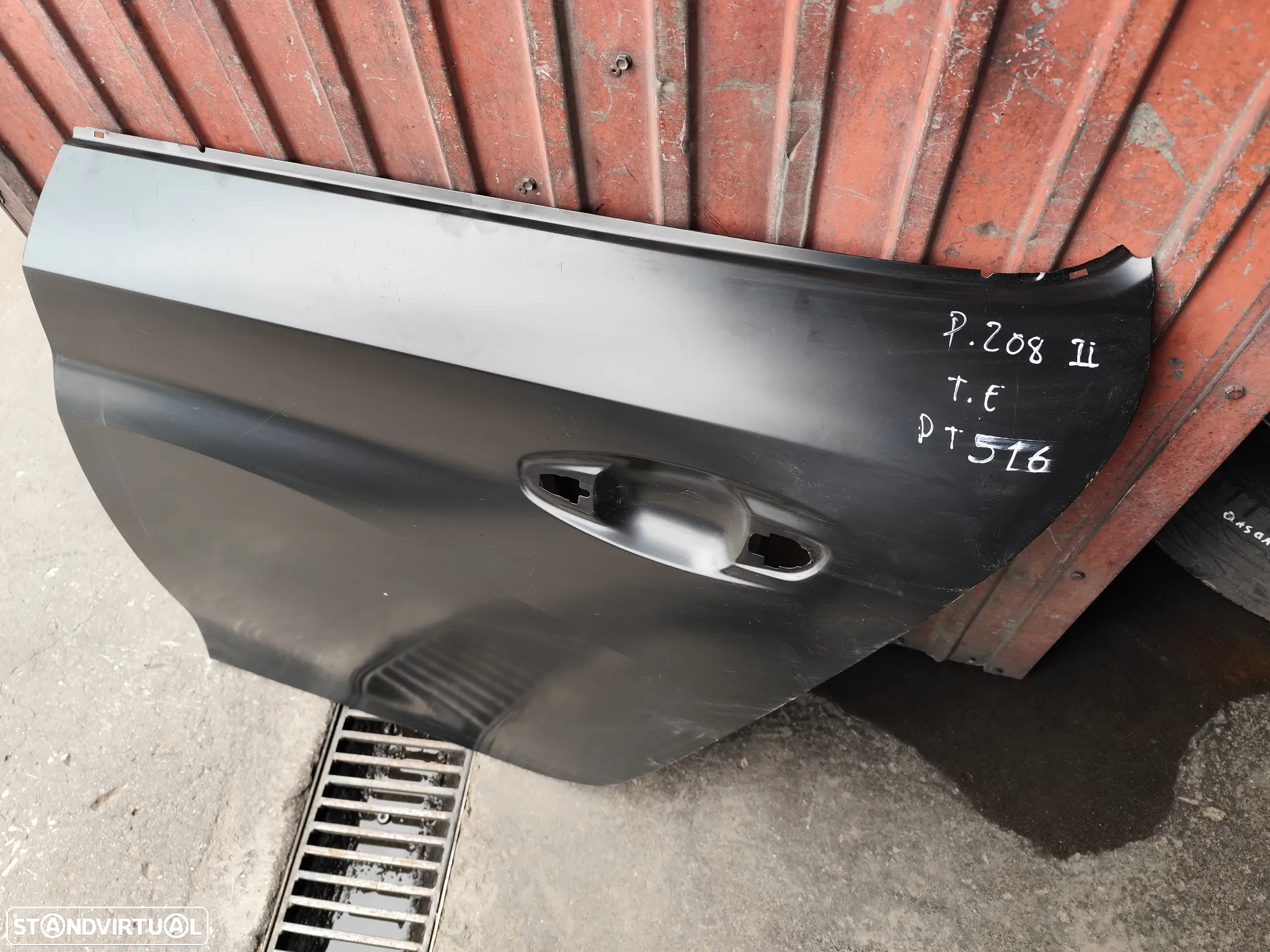 PEUGEOT 208 II PAINEL DE PORTA TRAS ESQUERDA - PT516 - 2