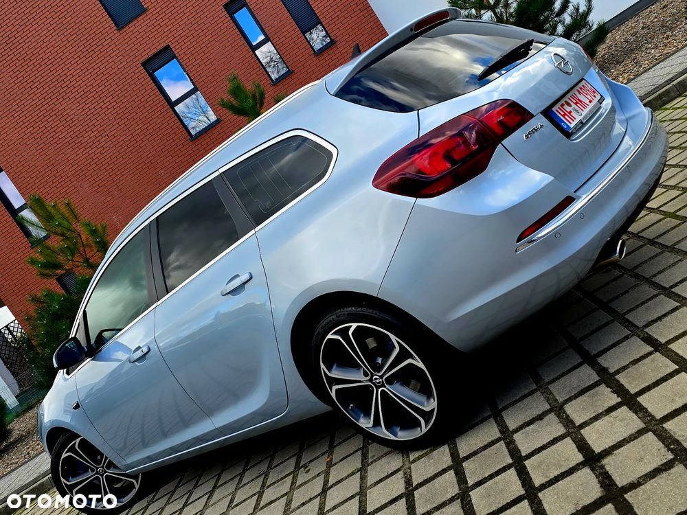 Opel Astra 2.0 CDTI Exklusiv - 7